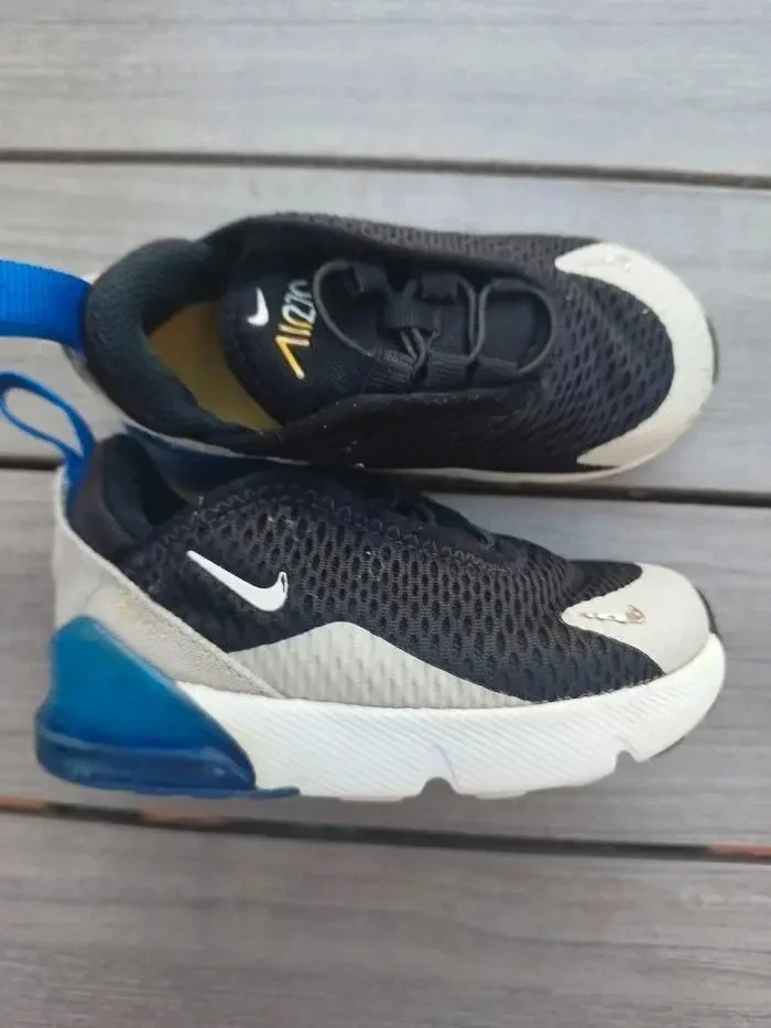 Basket air max 270  pointure 23.5 – photo 4